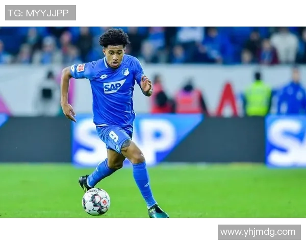 战术革新！新教练如何激活欧联？